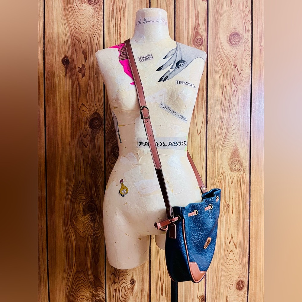 VTG 1980s ESPRIT Navy Blue Leather Crossbody Bag